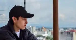 Dr. Sharma: Jawline Fillers Make Faces 'Masculine', 'Bulky