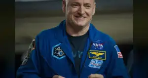 NASA's Hair Washing Method Uses Just 1/2 Cup of Water