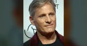 Reddit: "Viggo Mortensen IS Aragorn, end of story.