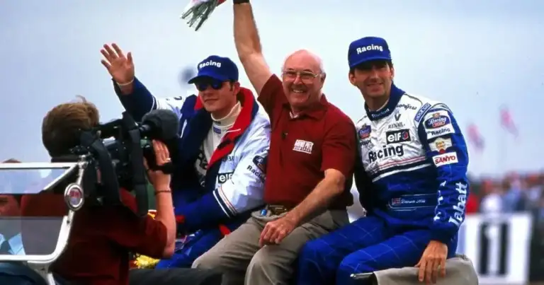 Villeneuve Expected Friends, Got Damon Hill's Cold Shoulder.