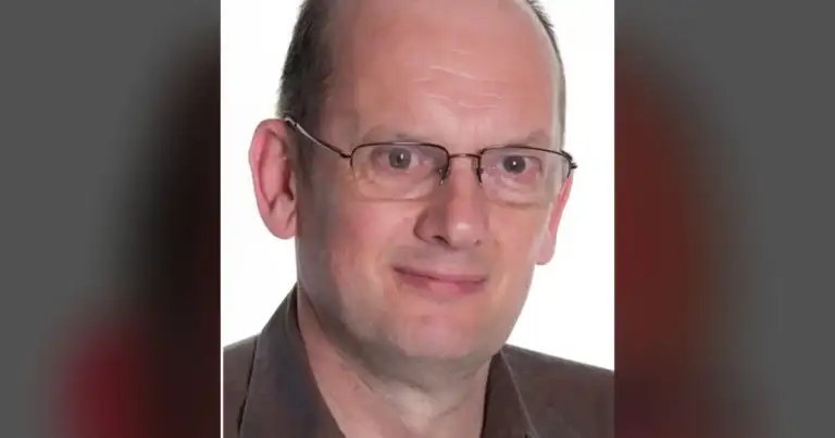 Jon Davies: "I wasn't going to make it." Ebola from DRC to Germany.