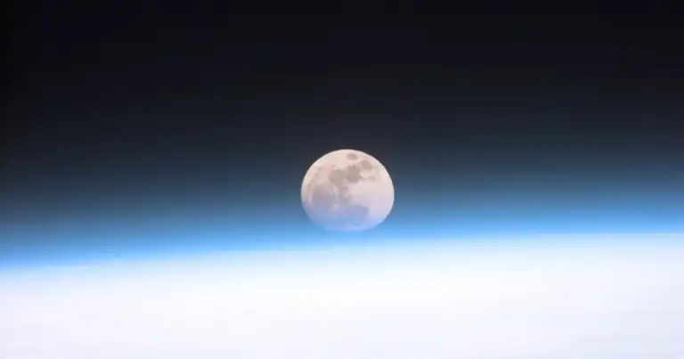 NASA: Moon City Operational in Just 6 Years